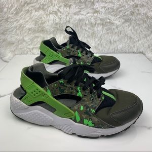 Youth Nike Huarache Run Camo Olive Neon Green 6.5